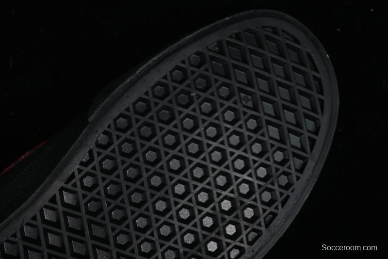 Vans Classics Knu Skool Retro Sneakers with Enlarged Toe and Thickened Trim - VN0009QC3N6