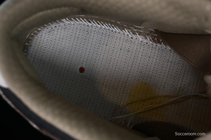 Nike SB Dunk Low Retro Sneakers with Floral Embossed Design and Tiffany Blue Accents - FZ3129-200