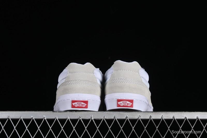 Vans Caldrone Chunky Retro Sneakers in White with Enhanced Cushioning - VN0007P9WHT