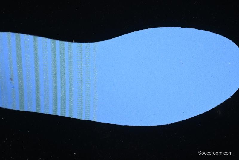 Nike Air Jordan 1 Low AJ1 Retro Lifestyle Sneakers in White and University Red - HF3148-102