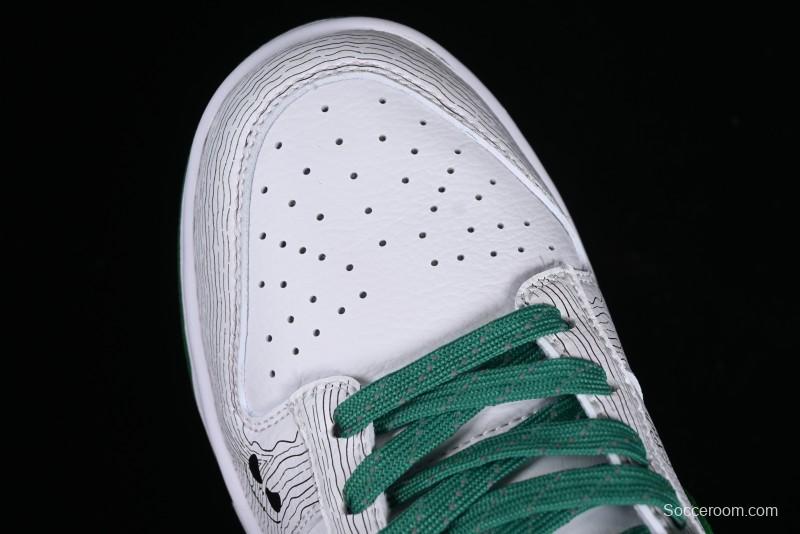 Supreme x Nike Dunk Low SB Skate Shoes with Zoom Air Cushion - XD6188-033