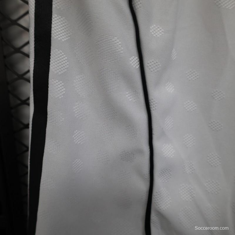 Player Version 25/26 Manchester United Home Shorts