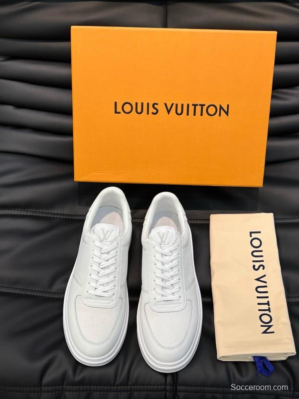 2024 Men Louis Vuitton White Leather Casual Sneakers MJ00400