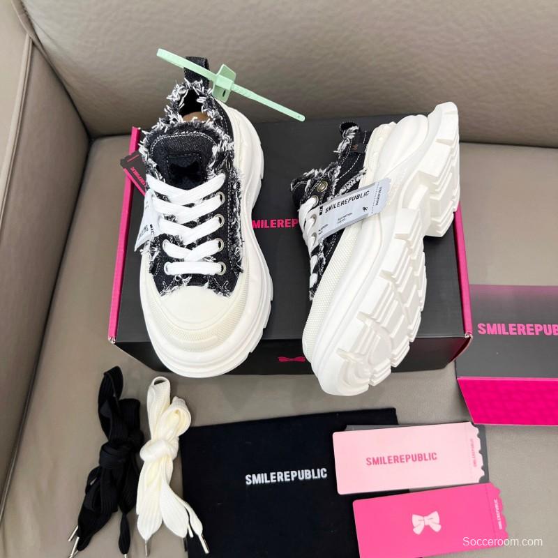 2025 Unisex Smile Republic Black White Canvas Casual Shoes Fringed LY00291