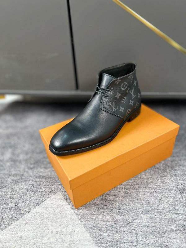 2024 Men Louis Vuitton Black Leather Boots MJ00410