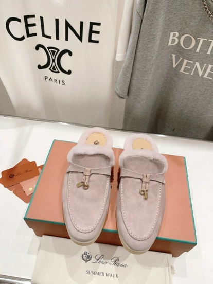 2024 Slippers LP light pink suede shearling slippers MJ00300