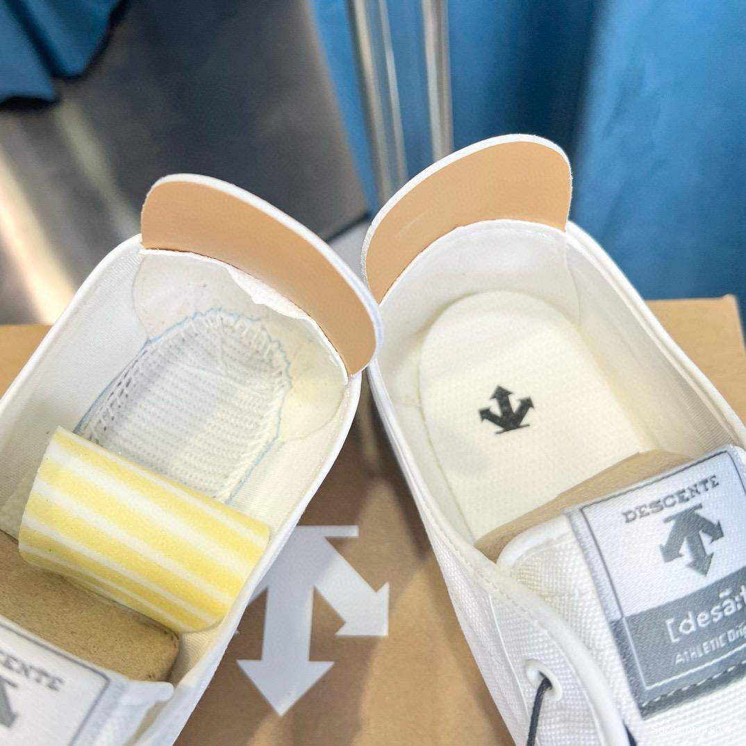 2024 Unisex Descente White Grey Canvas Plimsolls MJ00280