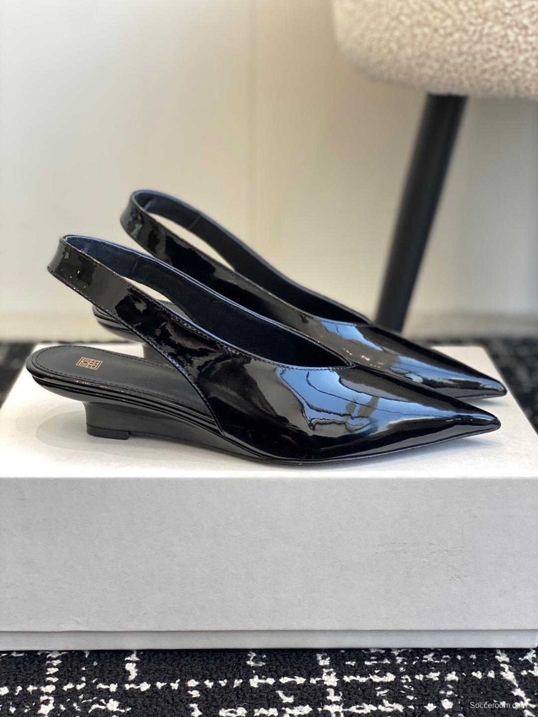 2025 Women Toteme Black Patent Leather Slingback Pumps