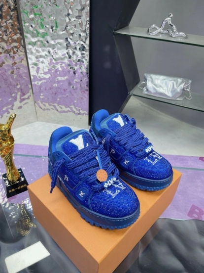2024 Unisex Louis Vuitton Blue Rhinestone Trainer Sneakers Heat Pressing MJ00430