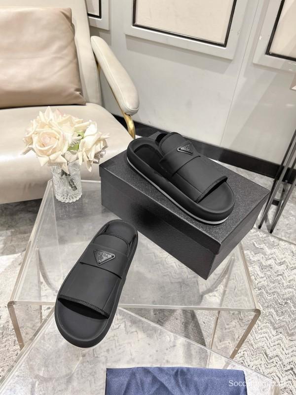 2025 Men Prada Black Leather Slippers KFY00220