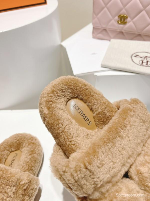 H Love Erjiu Full Wool Slippers with Slightly Curled Fur - LY00270