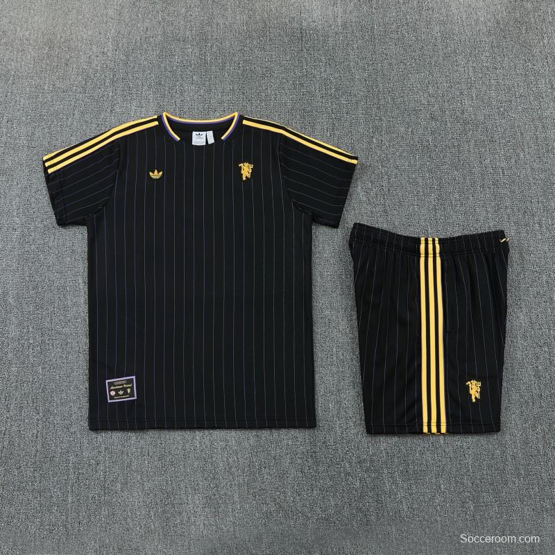 26/27  Manchester United Black Short Sleeve+Soccer Shorts